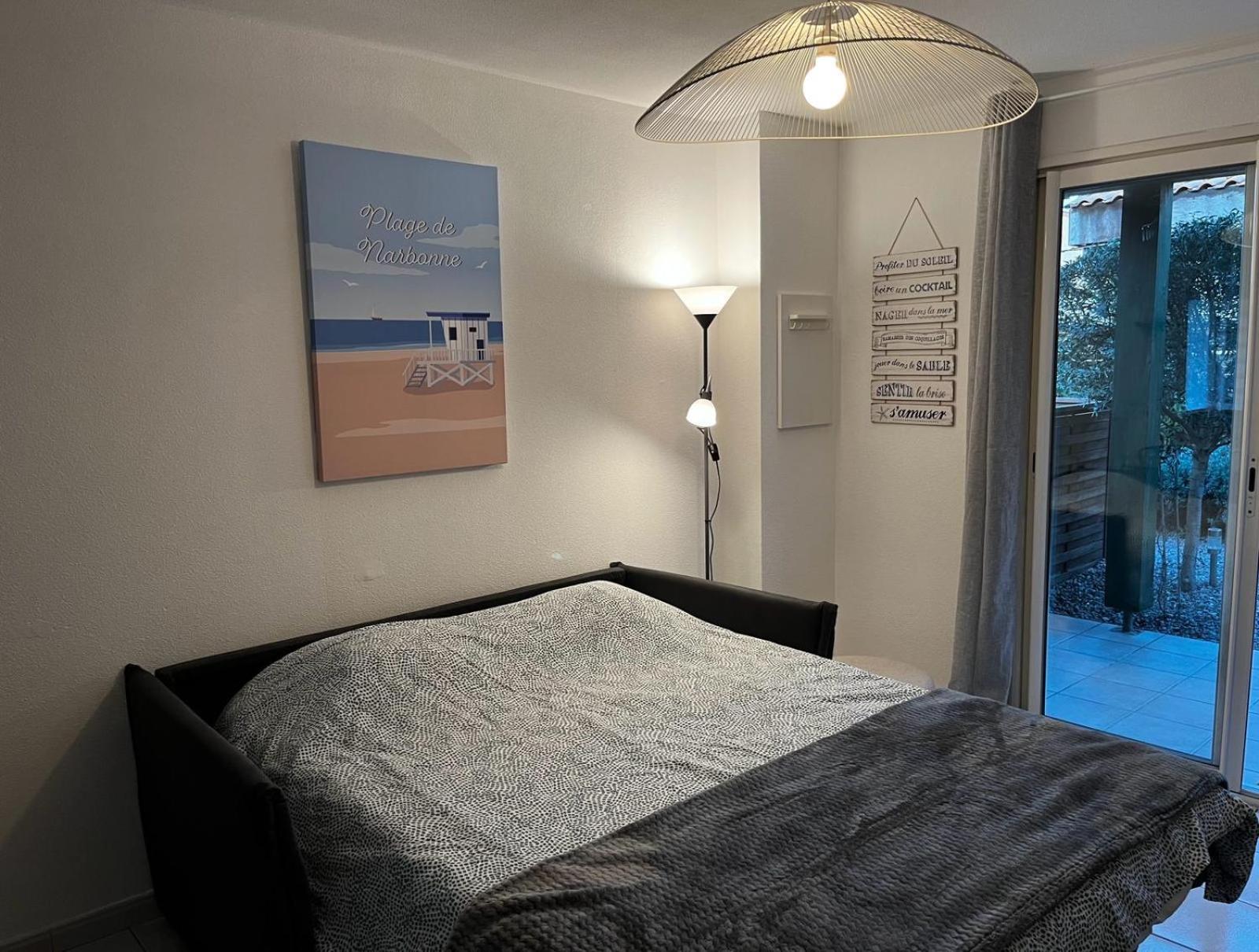 Appartement 4 Etoiles Avec Jardin Cloture Et Piscine Dans La - *